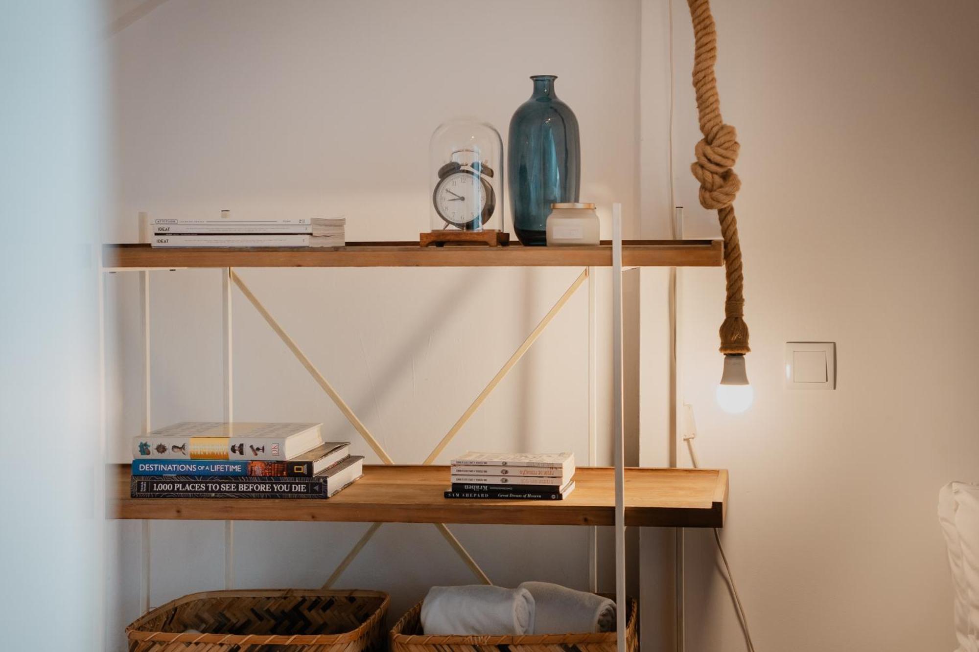 Stylish Getaway In A Mezzanine Flat By The Castle Apartment Lisbon Exterior photo